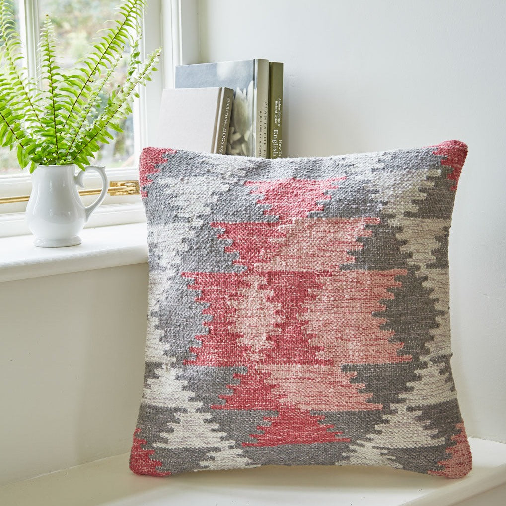 Small green hot sale cushions